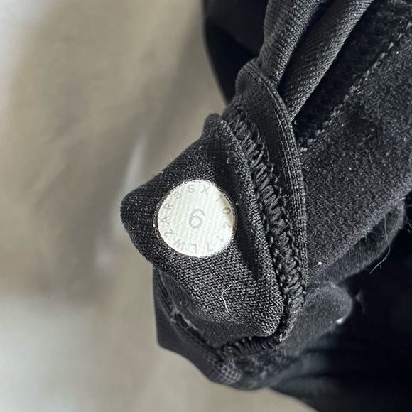 Lululemon Sports Bra - Picture 3 of 3